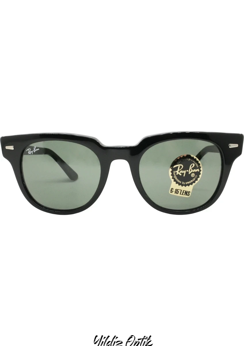 Ray-Ban